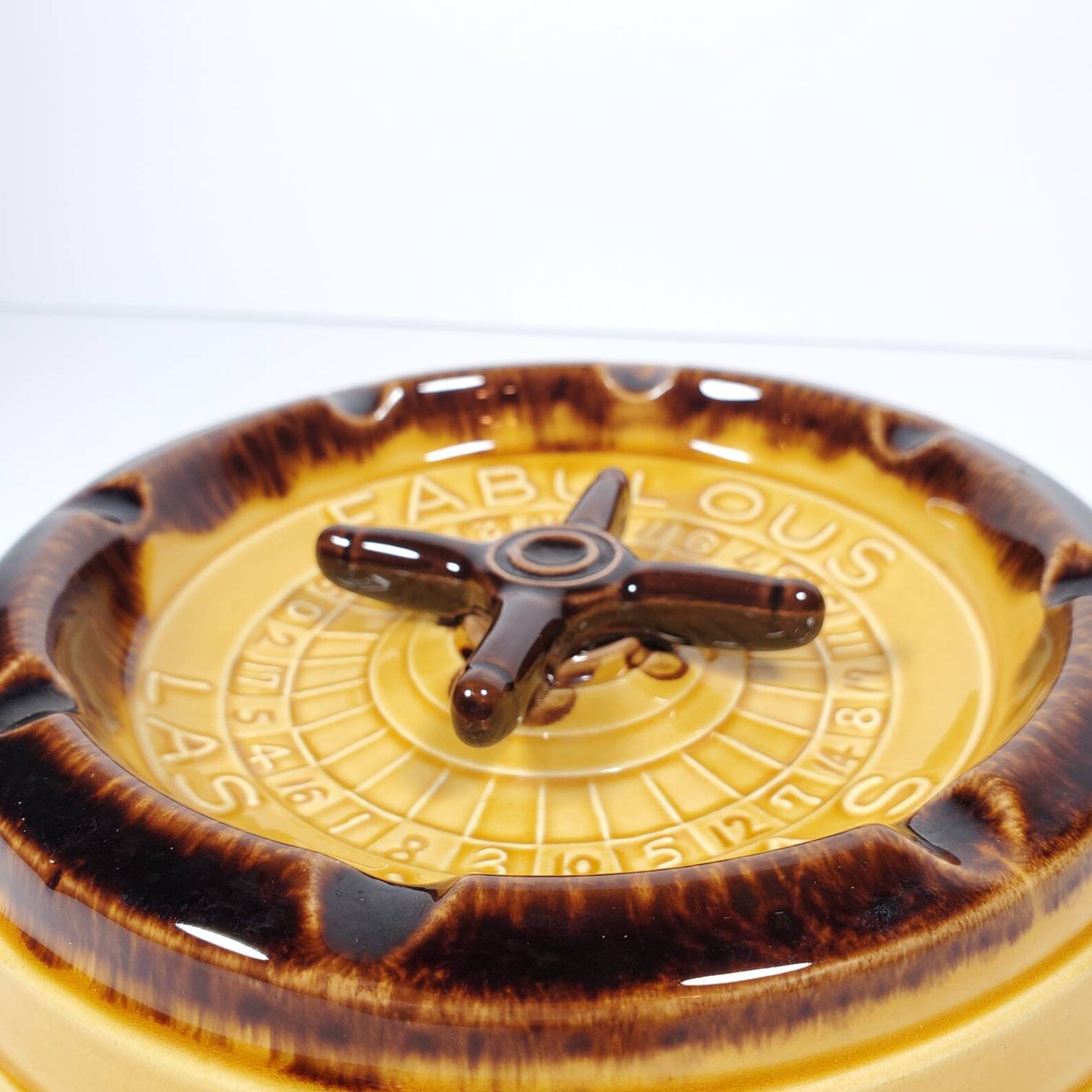 Vintage Las Vegas Ashtray Roulette Wheel Yellow Brown Ceramic Etsy