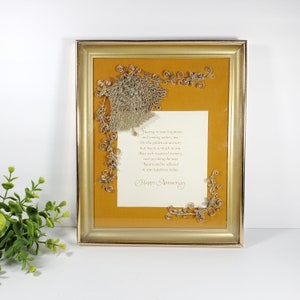 Regalo de aniversario de oro vintage, arte de pluma de papel enmarcado en oro, tarjeta de feliz aniversario, arte de papel acolchado, tarjeta de aniversario enmarcada
