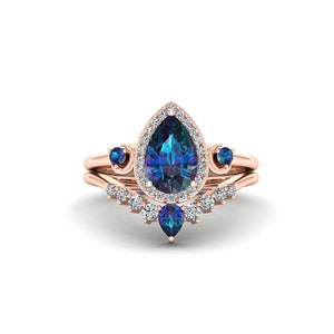 Crescent Moon Pear Cut Alexandrite Engagement Ring Set Unique 14k Rose Gold Moon And Star Ring Unique Color Change June Birthstone Ring