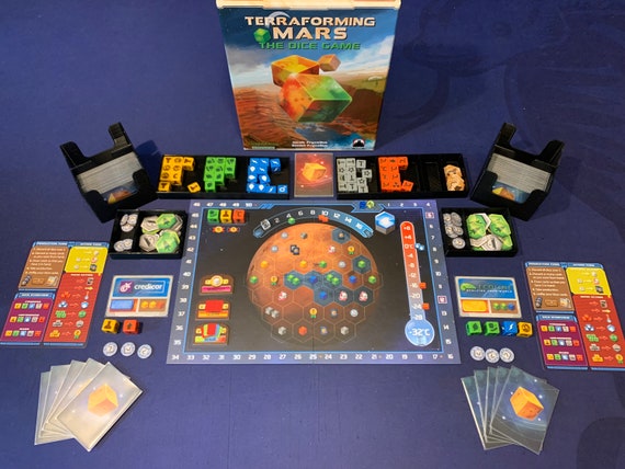 Mayday Games Premium Hüllen Für Terraforming Mars: Würfelspiel - 55x77 Mm, 50 Stück, 90µm