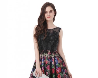 2019 New Prom Dress Black Floral Formal Dress Open Back Evening Dress Floor Length Party Dress Lace Bridesmaid Dress