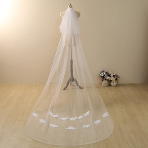 Two tiers veil,veil 2 layers,Ivory/ White Wedding Veil floral Veil,Bridal Veil Chapel Wedding Veil Cathedral,veil long,sequined veil soft