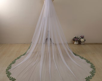 Enchanting Green Leaves Wedding Veil,Leaf Vine Bridal Veil,Customizable Length veil,Handmade Veil,veil with comb,Cathedral/Chapel veil