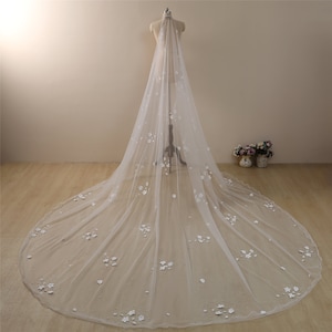 Cathedral Veil,Chapel/Floor Veil wedding,Bridal veil Cathedral,wedding veil with comb,3 D floral veil with rhinestones and pearls,long veil