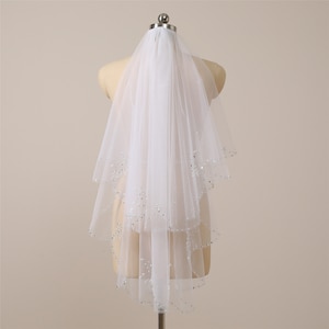 Beautiful Sequined Wedding Veil Short Bling Bridal Veil Pearls Veil for Church Celestial Fingertip Veil Two Tier Veil White Sparkle Veils