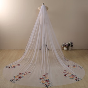 beautiful Floral Lace Veil,Wedding Veil Cathedral,Bridal Veil,Long veil,lace veil,Chapel/floor Veil,Veil with comb,lace wedding veil
