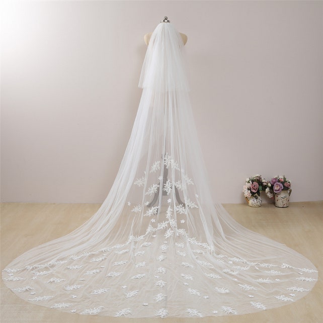 Cathedral Lace Veil 2-Tier 100