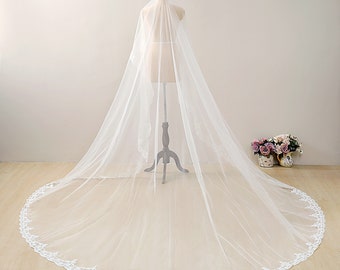 Lace Wedding Veil Mantilla Wedding Veil with Lace Trim Bridal Veil Lace Edge Cathedral Veil Blusher Mantilla Veil Fingertip Length Veil Lace