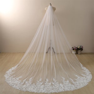 Cathedral length veil,Wedding Veil Cathedral ivory,Bridal Veil long,Lace Veil Royal Cathedral Veil Sequined Lace Veil Chapel Veil with comb