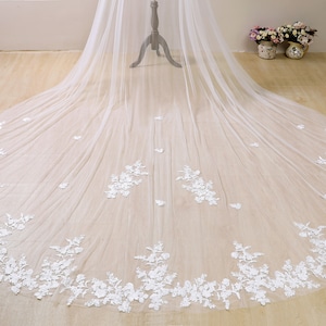 Ivory Wedding Cape Veil, Lace Bridal Capelet, Cathedral Floral Veil, Lace Chapel Wedding Veil, Flower Wedding Veil, Bridal Veils Cathedral image 3