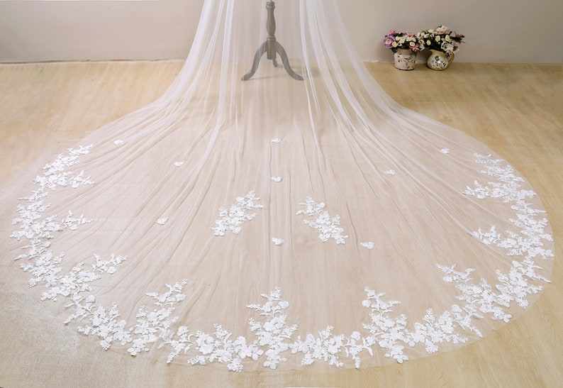 Ivory Wedding Cape Veil, Lace Bridal Capelet, Cathedral Floral Veil, Lace Chapel Wedding Veil, Flower Wedding Veil, Bridal Veils Cathedral image 3