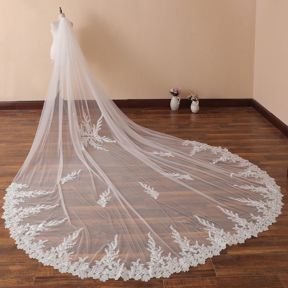 Scroll Lace Cathedral Wedding Veil in White or Ivory E1343
