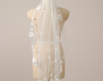 Marry Bridal US New Handmade Flower Wedding Veil 3D Flower Bridal Veil Floral Fingertip Veil Single Tier Veil Pearl for Bachelorette Veil
