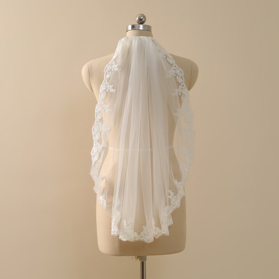 Lace Trim Wedding Veil, Short Fingertip Bridal Veil, Ivory