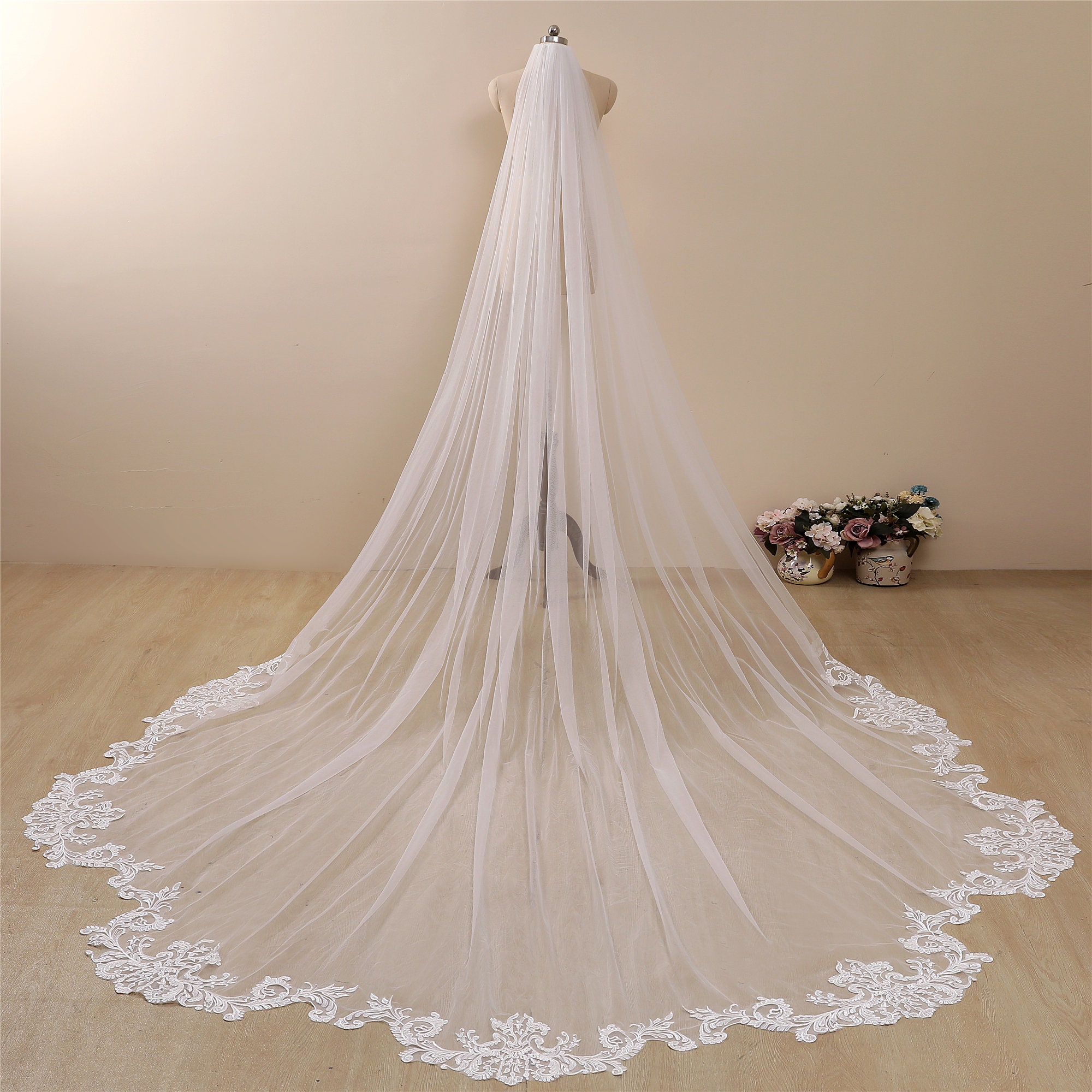 MarryBridalUS Vintage Wedding Veil,Cathedral Veil with Comb,Long Bridal Veil Soft Tulle Veil Ivory Chapel Length Veil,special Cut veil,costume veil,bridal