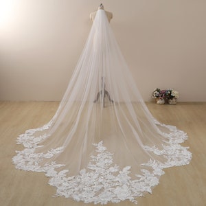 Wedding Veil,floral lace veil,Bridal veil,Veil wedding,simple lace veil,Veil Cathedral,Royal Cathedral Veil,long veil,scallop veil,one tier