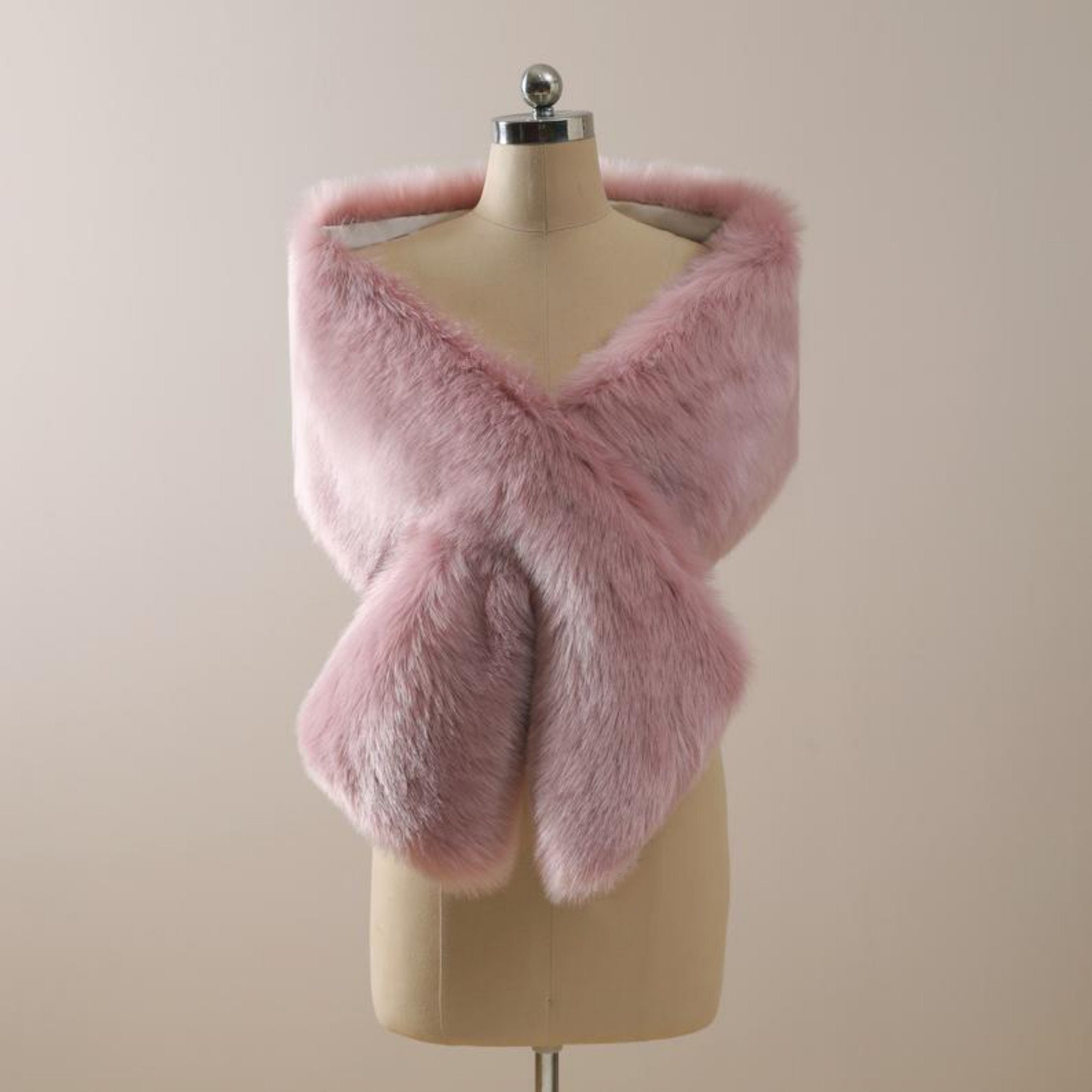 Eden LIGHT PINK Shaggy Long Pile Soft Faux Fur Fabric for Fursuit, Cosplay  Costume, Photo Prop, Trim, Throw Pillow, Crafts 