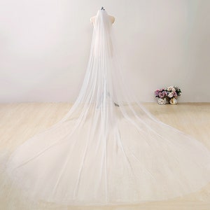 Sparkle Wedding Veil White Silver Sparkly Bridal Veil White Cathedral Veil Glitter Bridal Veil White Chapel Length Veil Simple Glitter Veil