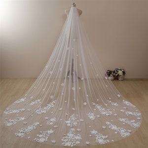 MarryBridalUS Wedding veil,Floral lace Veil,veil with pearls,Bridal Veil Long,One Layer Veil,Cathedral/Chapel length Wedding Veil,accessory
