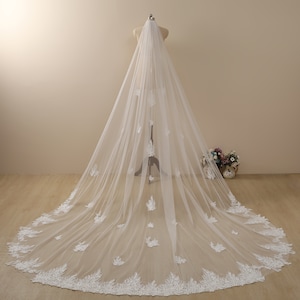 Aquarium Theme wedding,veil with starfish and floral lace,Wedding Veil,Veil with Sequins,Bridal Veil Cathedral,Veil with comb,Veil for beach