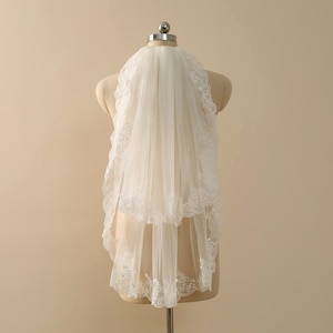 Voile court, voile de mariage court deux couches en dentelle voile de mariage ivoire voile de mariée voile de mariage blanc doux voile de mariage, longueur du bout des doigts, voile doux