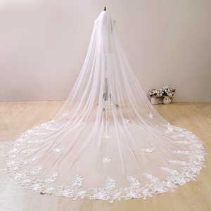 Vintage Floral Lace Wedding Veil Ivory, Cathedral Length Lace Veil, Bridal Veil Champagne Lace, Chapel Length Wedding Veil Lace, Flower Veil