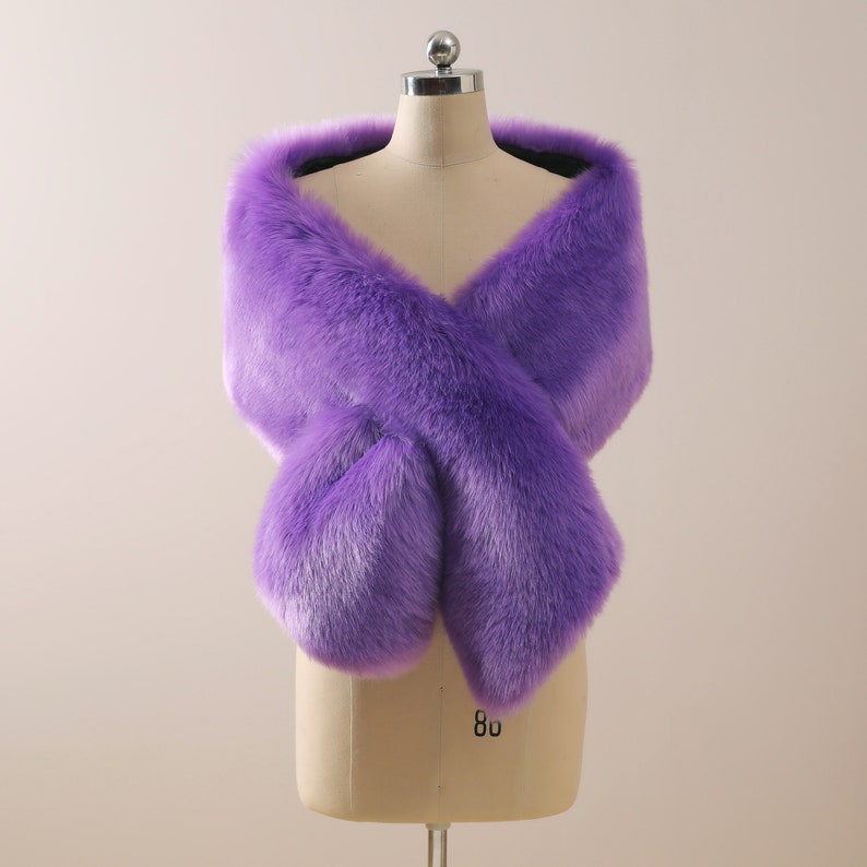Purple wedding dress toppers - Lilac faux fur bridal shawl