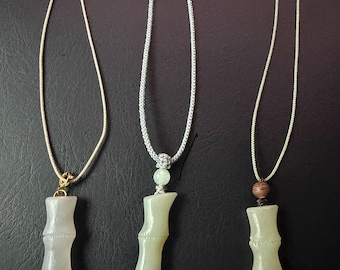Handgesneden natuurlijke jadebamboe hangerketting | Chinese jade bamboe bedel | Spiritueel minimalistische sieraden | Uniek