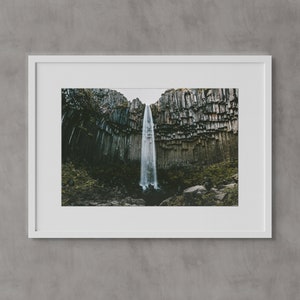 Svartifoss, Wasserfall, Island Wandkunst, Fine Art Print, minimalistische Wand Kunstdruck, moderne skandinavische Wand Dekor, Geschenk, Reise-Fotografie