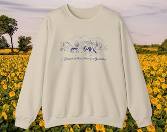 I Believe in the Future of Agriculture FFA Unisex Heavy Blend™ Crewneck Sweatshirt