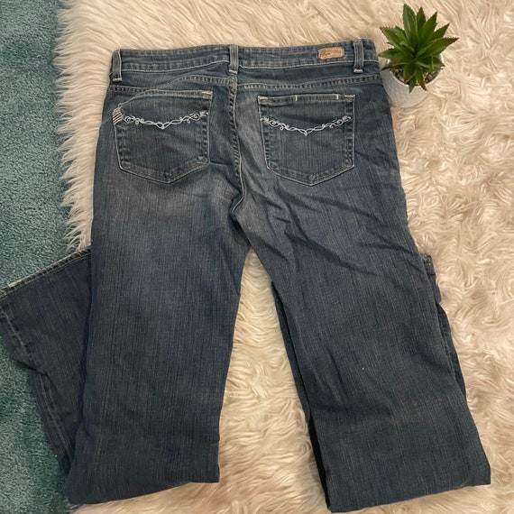 Paige Hollywood Hills Vintage Jeans 