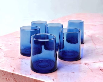 Ensemble de 6 petits verres beldi marocains coniques bleus cobalt soufflés à la main, ensemble de 6 petits verres recyclés