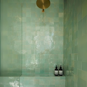 Azulejo de ducha verde zellige de 1 pie cuadrado, azulejo marroquí menta hecho a mano, mosaico verde claro de 5x5, salpicadero de baño, azulejos de ducha Zellij