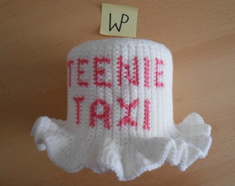 Klopapier Hut mit "Teenie Taxi" , in rosa und weiß