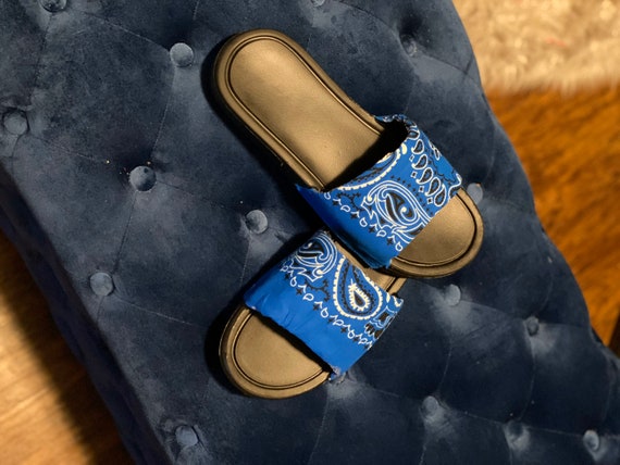 blue bandana slippers