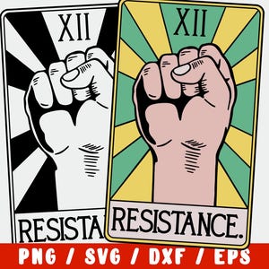 Peut inclure: Une carte de tarot noir et blanc avec un poing levé et le texte "XII" et "RESISTANCE".