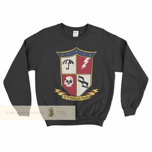 Ut Malum Pluvia der Regenschirm Academy Sweatshirt der Regenschirm Academy Shirt Regenschirm Academy Pullover Logo Patch Wappen Pin Poster Unisex T-Shirt 8
