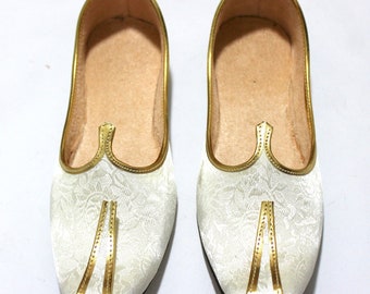 Vêtements indiens pour hommes|| Mojari || hommes Jutti || hommes Chaussures pour hommes || Chaussures traditionnelles || Livraison gratuite || Chaussures hommes || Chaussures de mariage