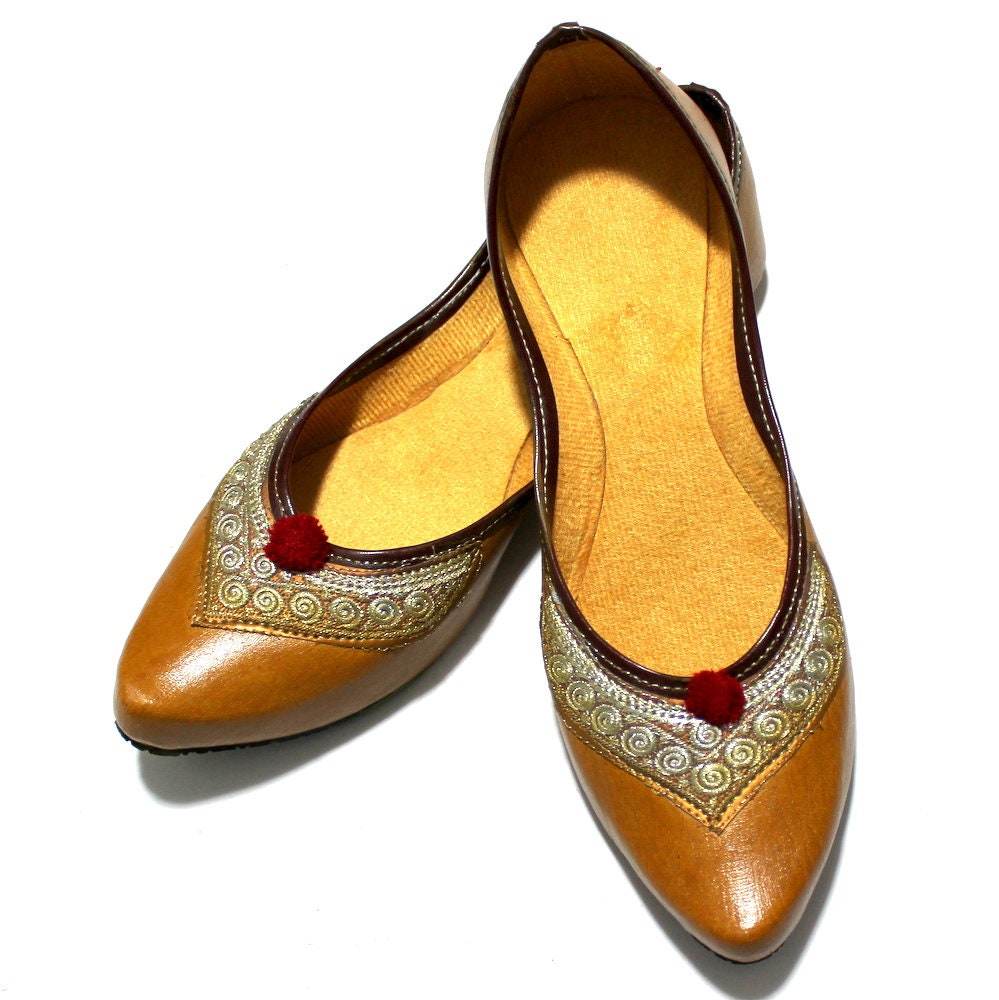 Vêtements indiens pour femmes|| Mojari pour femmes || Jutti femme || chaussures femme || Chaussures traditionnelles || Livraison gratuite || Chaussure