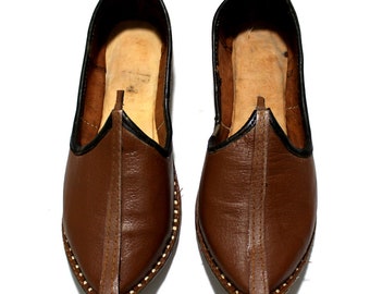 Indian Men's Wear||Men's Mojari||Men's Jutti||Men's Shoes||Leather Shoes||Free Shipping||Traditional Shoes||Wedding Shoes||Leather Mojari