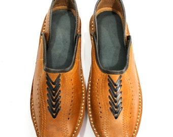Men's Leather Mojari Shoes: Indian Wedding Jutti