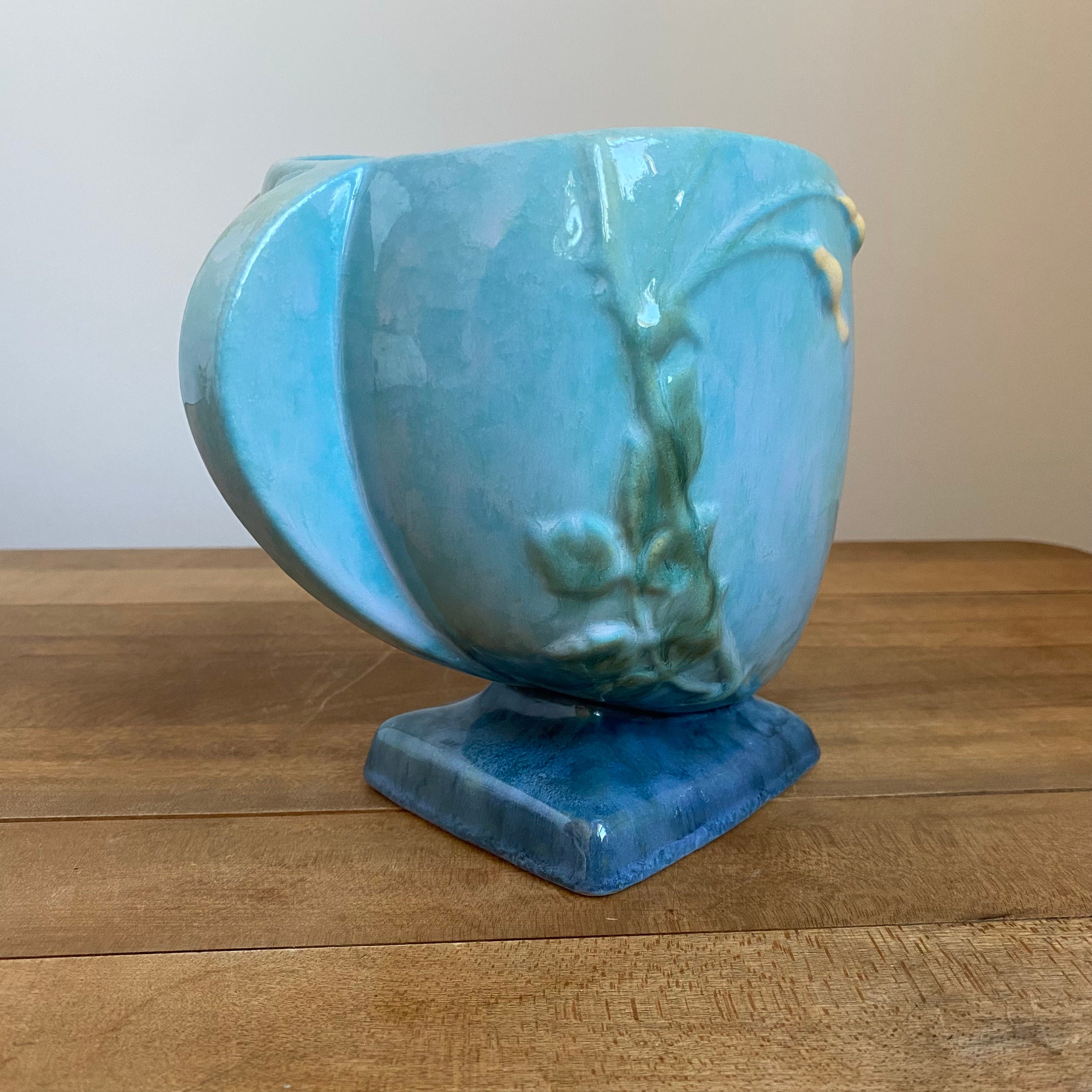 Roseville Wincraft Vase 2416 From the 1940's Roseville Blue Vase With