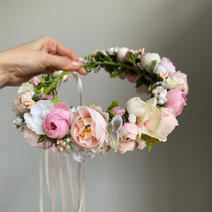 Blush pink bridal headpiece, Pastel ivory flower crown, Elegant floral hair wreath, Bohemian bridal headband, Boho wedding hair piece zdjęcie 2