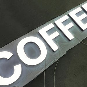 Placas de letras de canal de metal 3D personalizadas, letras de LED para decoração de parede, placa de letras de canal de néon, placa de LED para publicidade externa