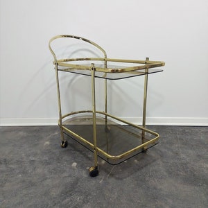 Italiaanse barwagen van messing en gerookt glas jaren 60