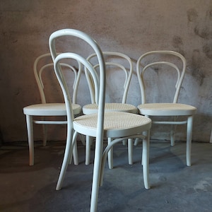 Bentwood No. 14 dining chair