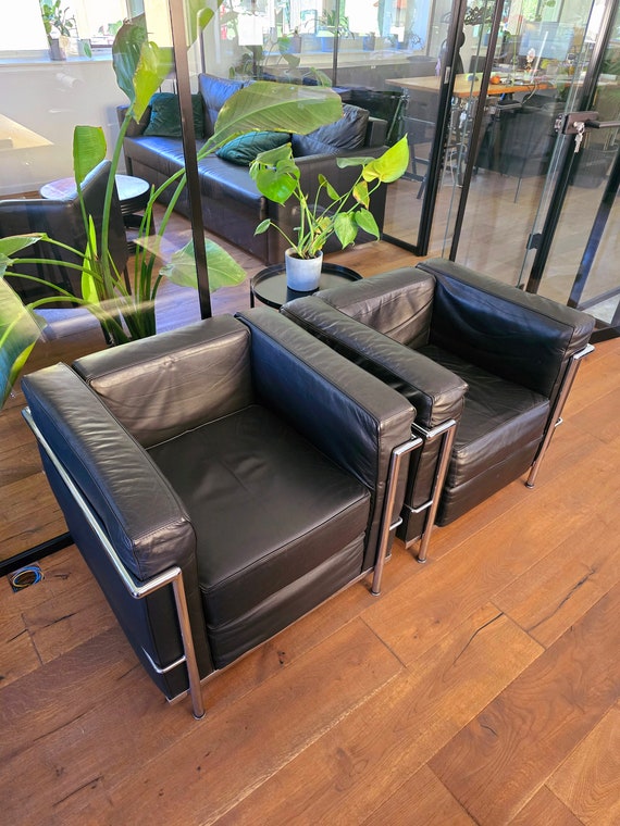 LC2- Le Corbusier Armchair Style, 1990 S - Etsy