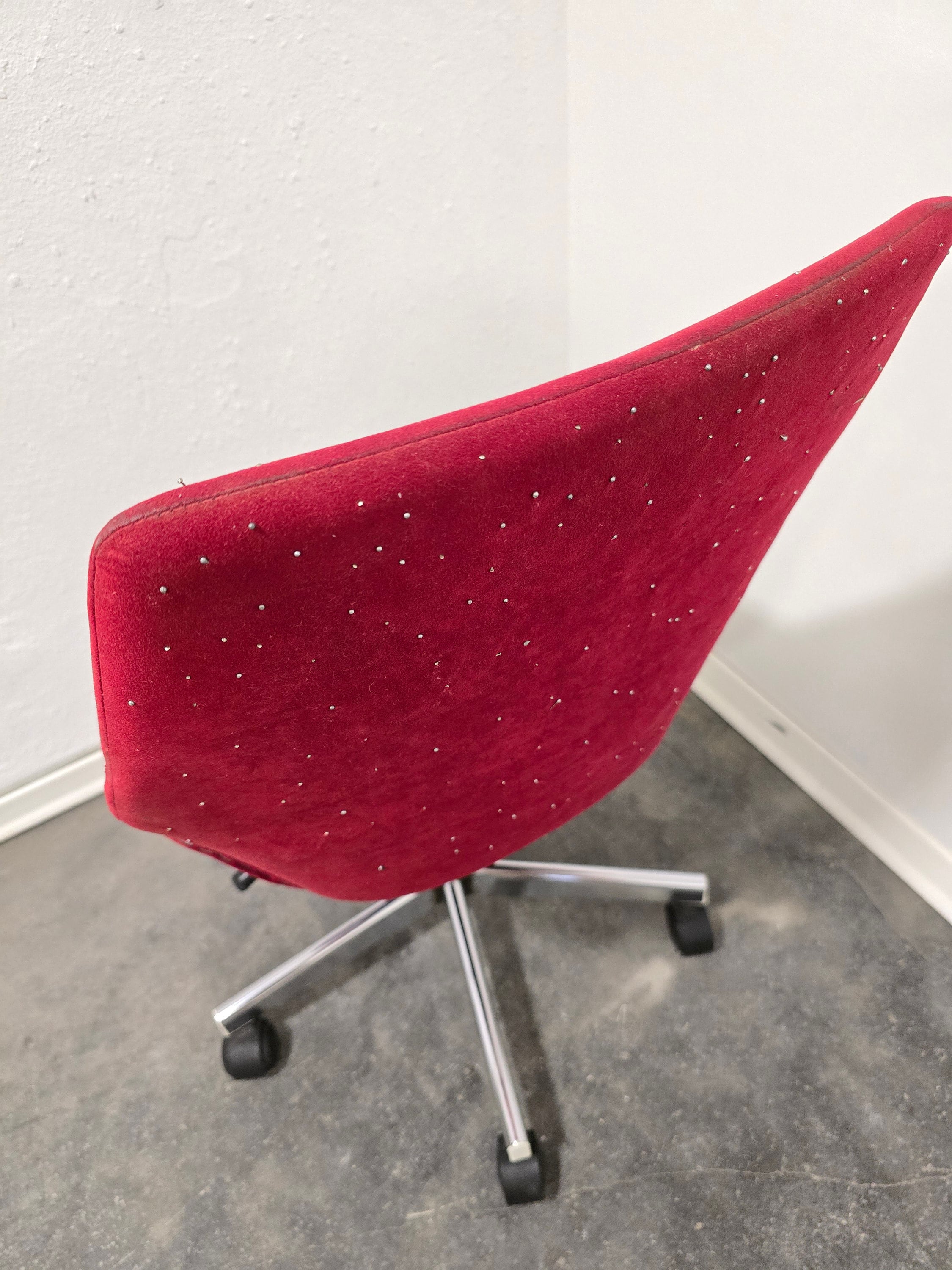 Swivel tub office chair discount