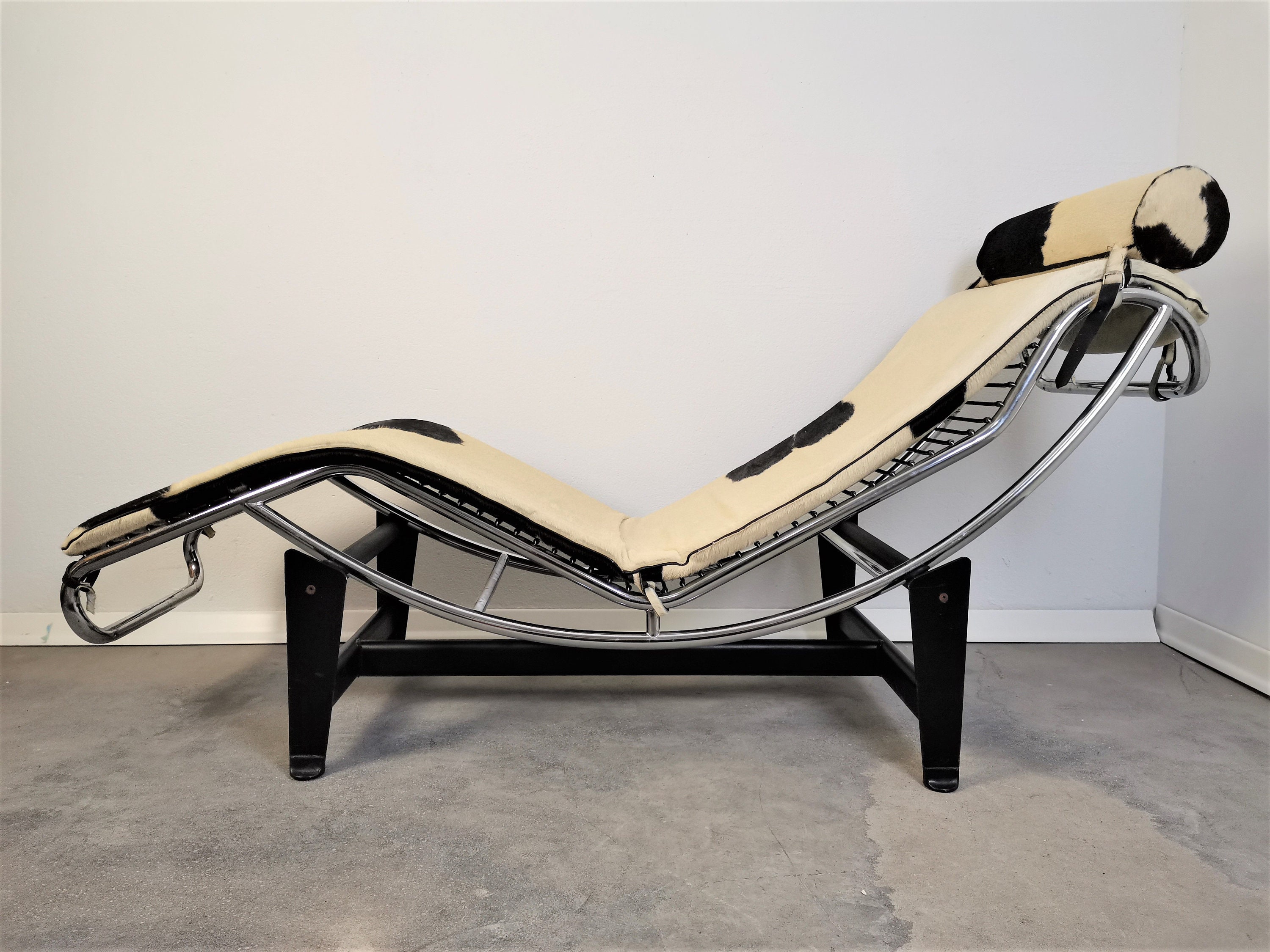 1980s Le Corbusier Lc4 Chaise Lounge