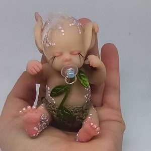 Mini silicone baby, baby Elf silicone platinum Christmas, baby avatar silicone ecoflex 4.5".